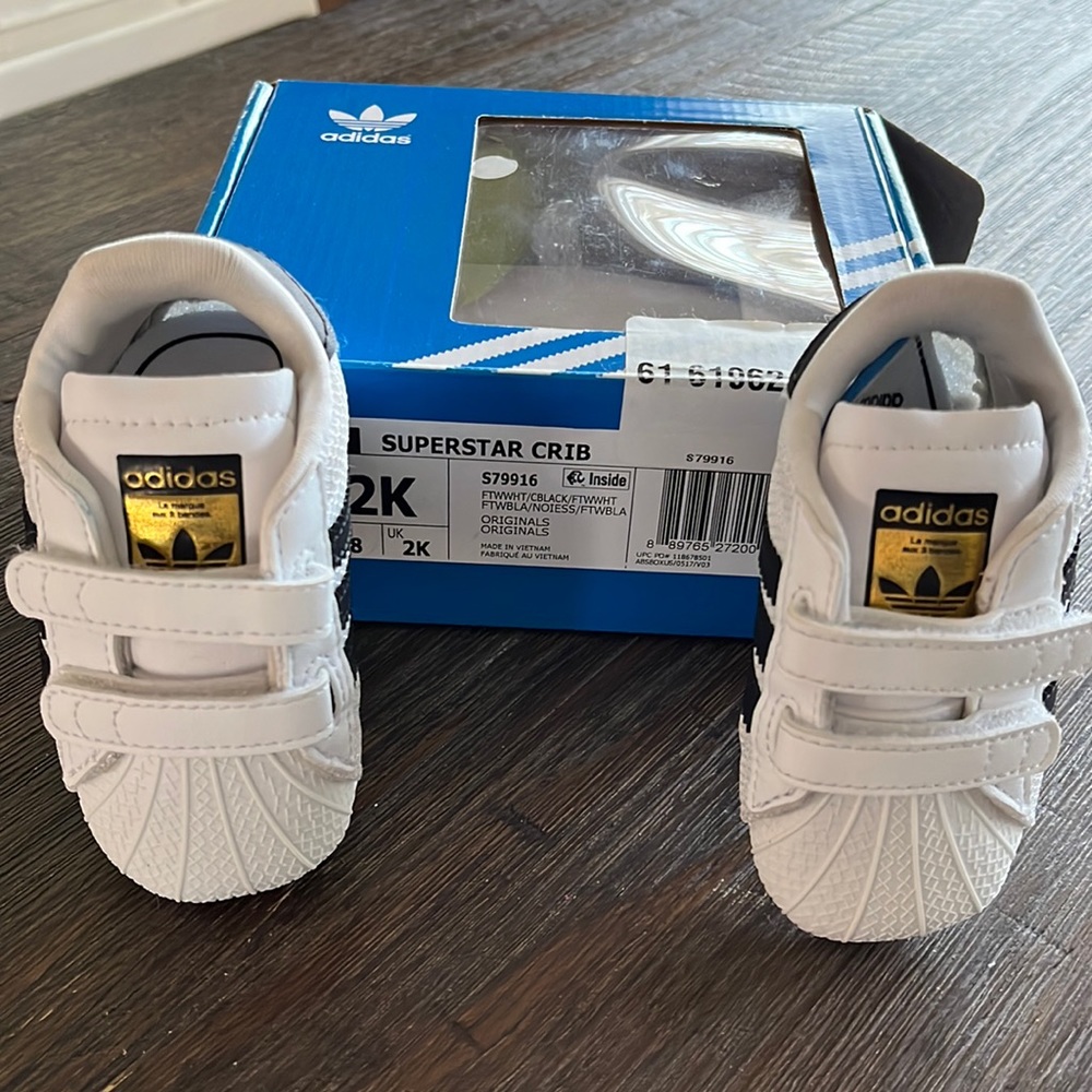 Superstar crib for infants